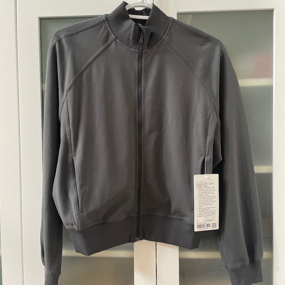 Lululemon Wunder Train Track Jacket Twill Graphite Grey SZ 4 NWT 🖤 - Picture 1 of 5